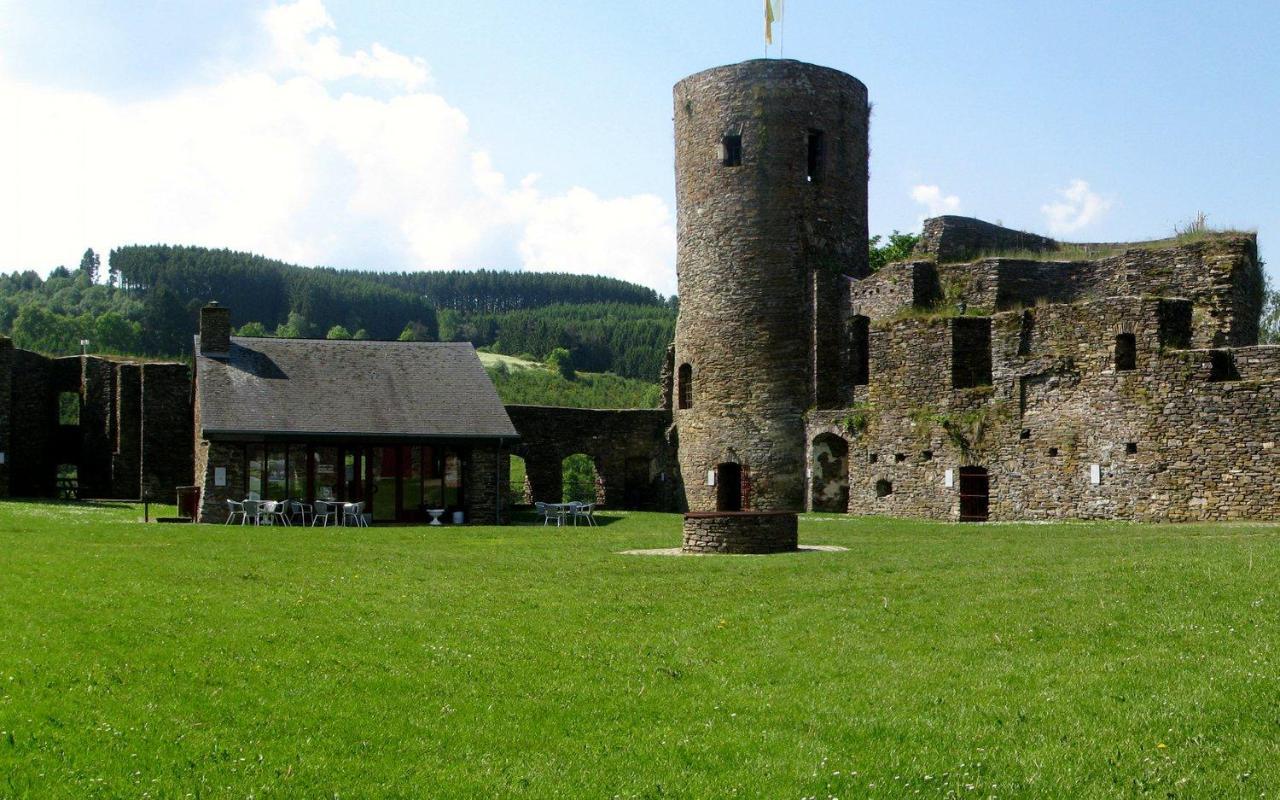 Hotel Ulftaler Schenke Burg Reuland Extérieur photo