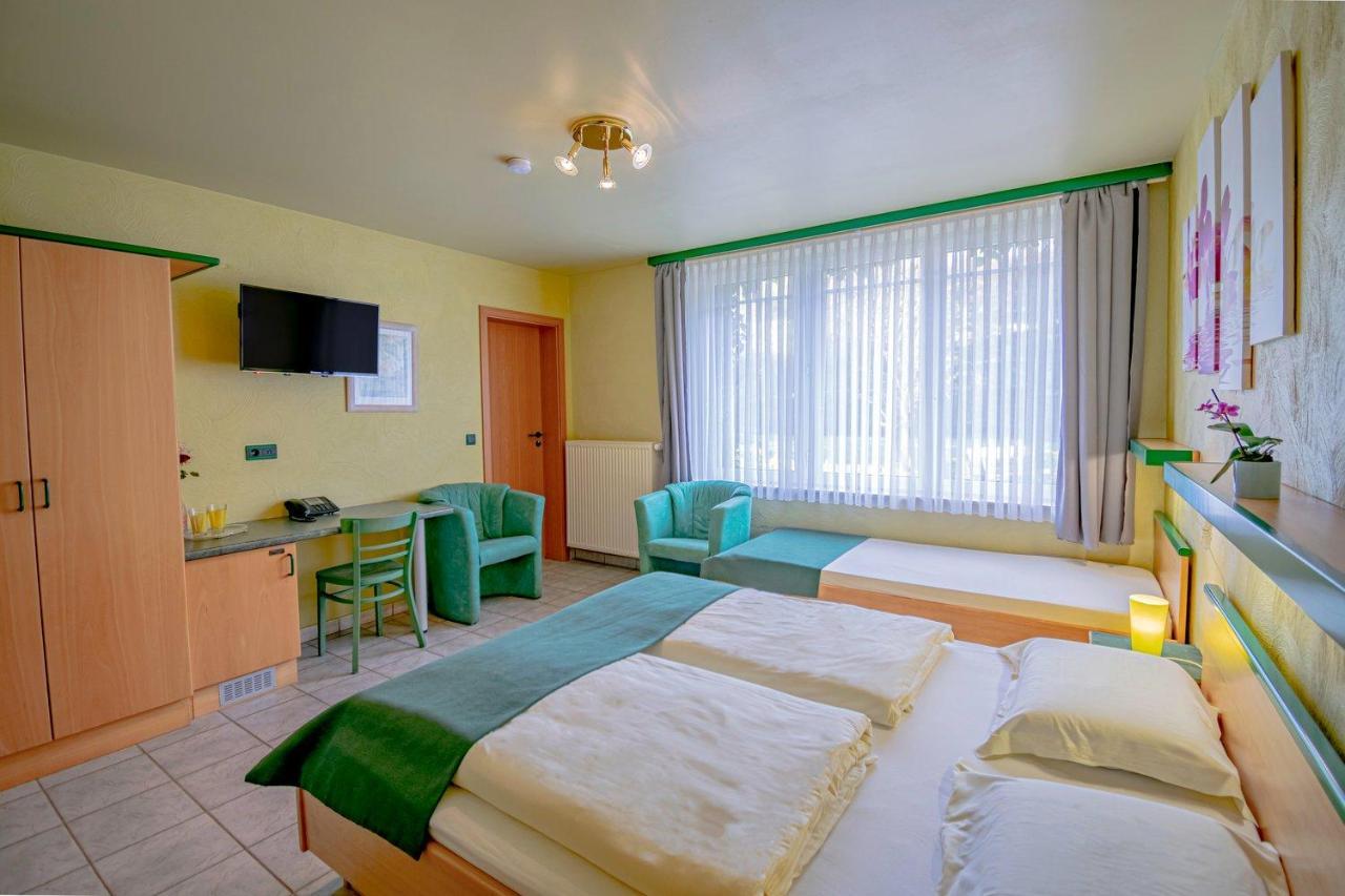 Hotel Ulftaler Schenke Burg Reuland Extérieur photo